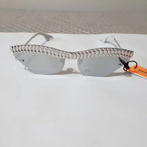 NWT Christian Cowan x Le Specs silver cat eye mirrored lens sunglasses